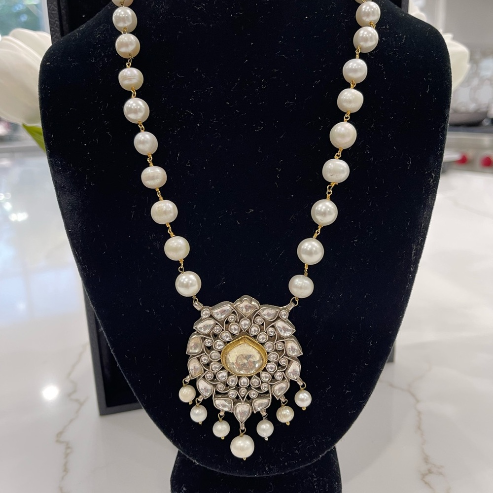 Art Karat necklace . New kundan